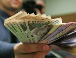 У Верховній Раді пропонують збільшити мінімальну зарплату, прожитковий мінімум і пенсії